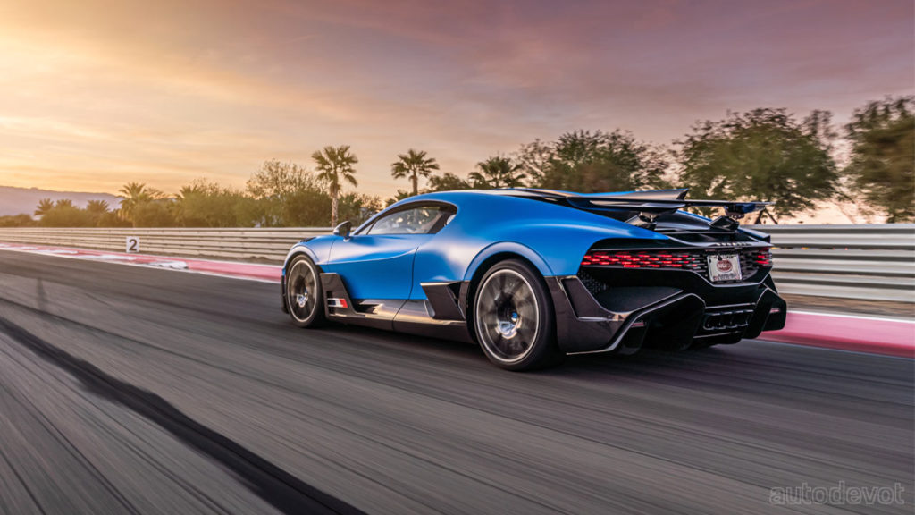 Bugatti-Divo-delivered-to-Bugatti-Beverly-Hills-California_2