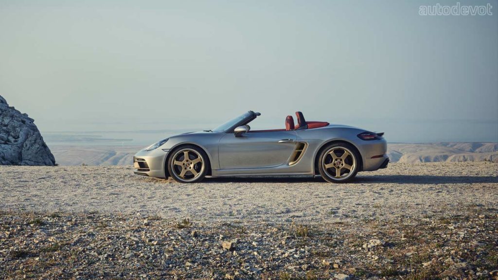 Porsche-Boxster-25-Years_side_roof_open