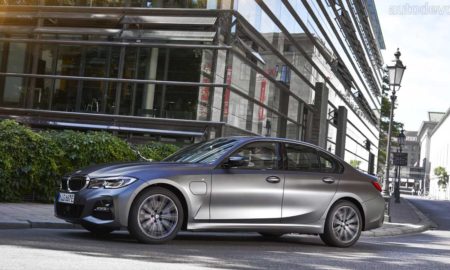 2021-BMW-320e-Sedan