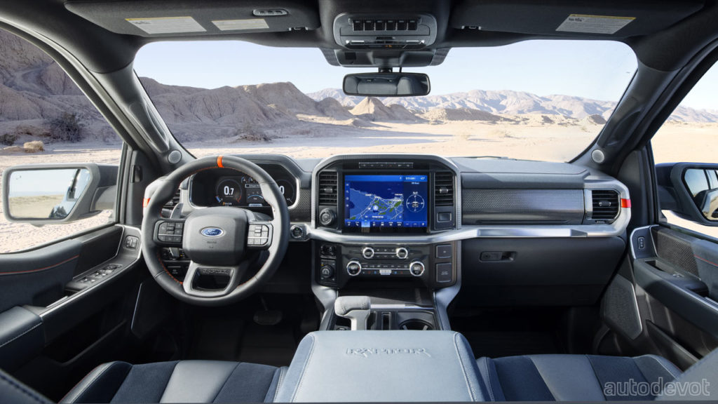 2021-Ford-F-150-Raptor_interior