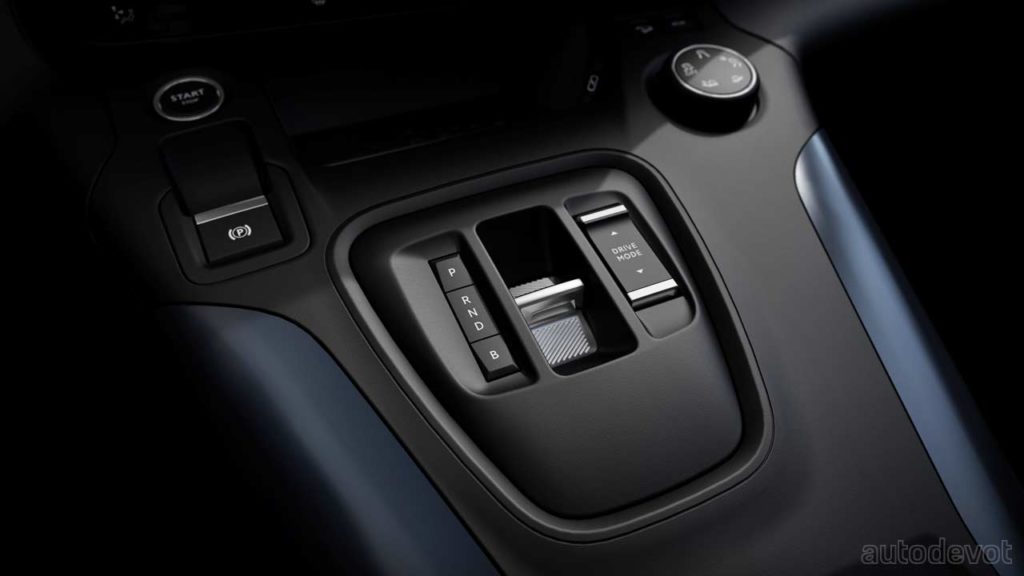 2021-Peugeot-e-Rifter_interior_centre_console