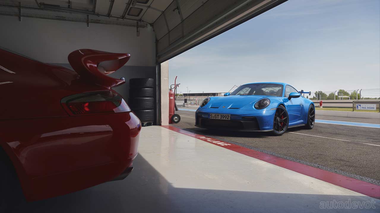 2021-Porsche-911-GT3_3