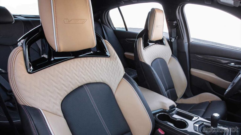 2022-Cadillac-CT5-V-Blackwing_interior_seats