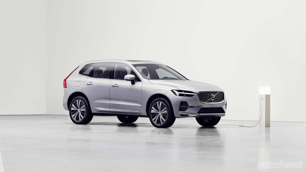 2022-Volvo-XC60_3