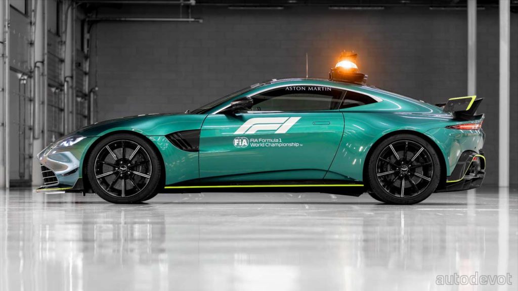 Aston-Martin-Vantage-official-safety-and-medical-car-for-F1_side