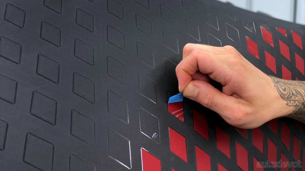 Bugatti-Divo-Lady-Bug_making_4