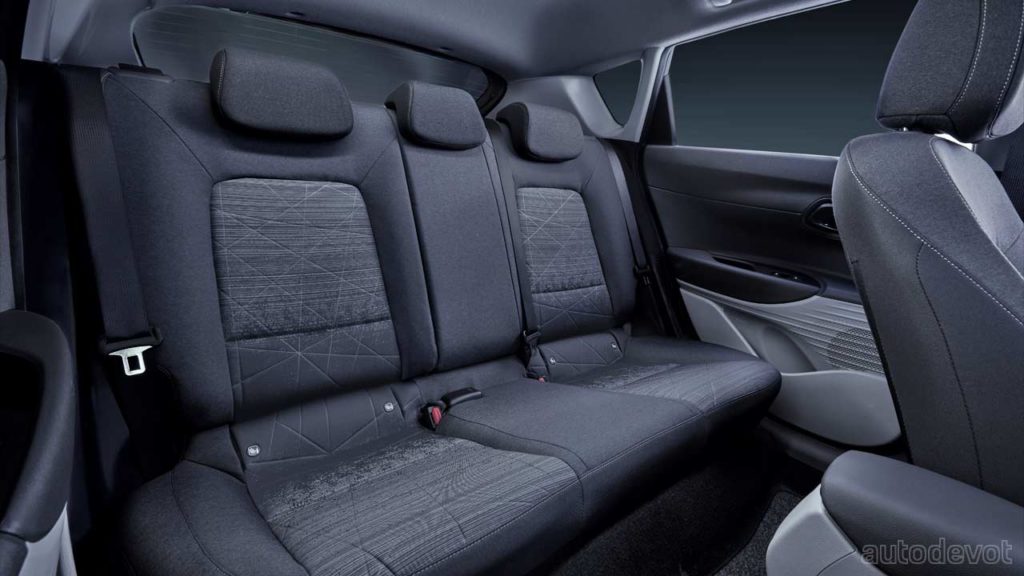 Hyundai-Bayon_interior_rear_seats