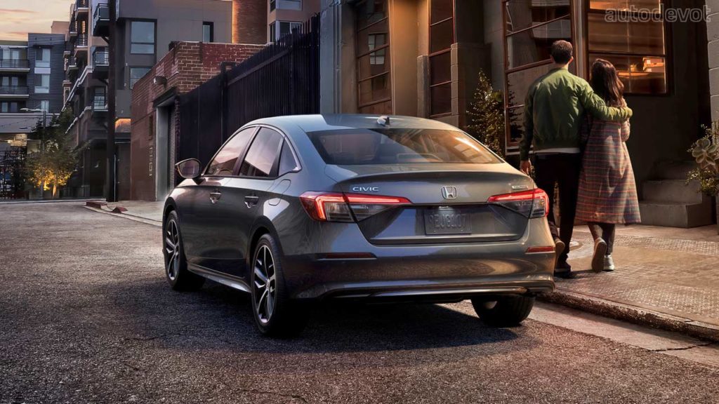 11th-generation-2022-Honda-Civic-Sedan-Touring_2