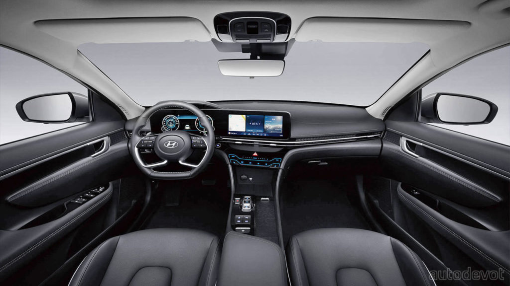 2021-Hyundai-Mistra_electric_interior