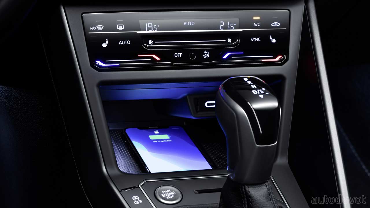 2021-Volkswagen-Polo-facelift-R-Line_interior_centre_console
