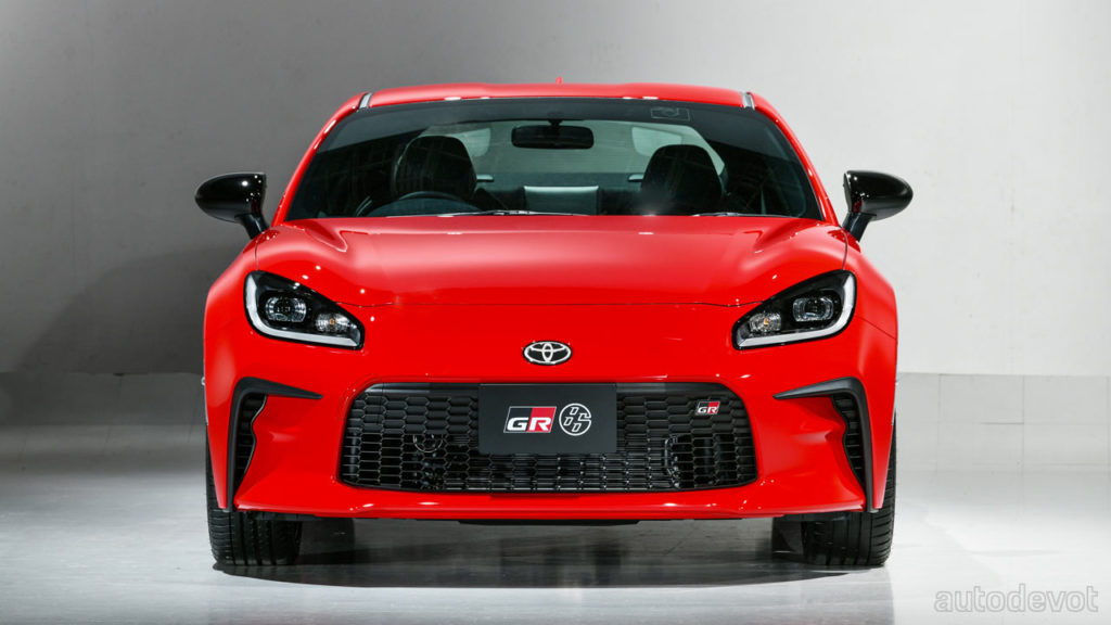 2022-Toyota-GR-86_front