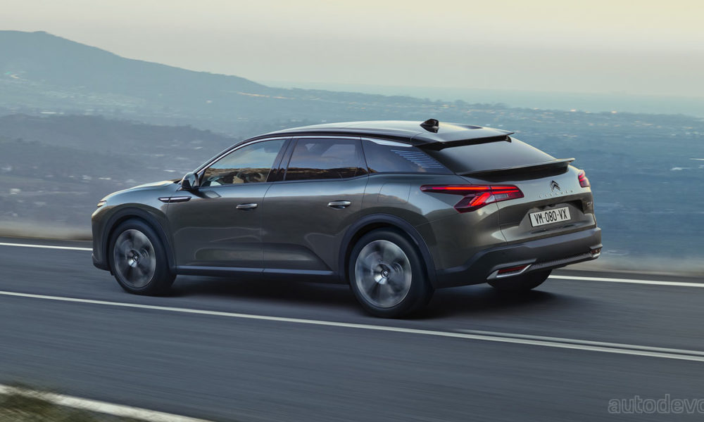 Citroen C5 X Debuts As A Sedan Wagon Suv Concoction Autodevot