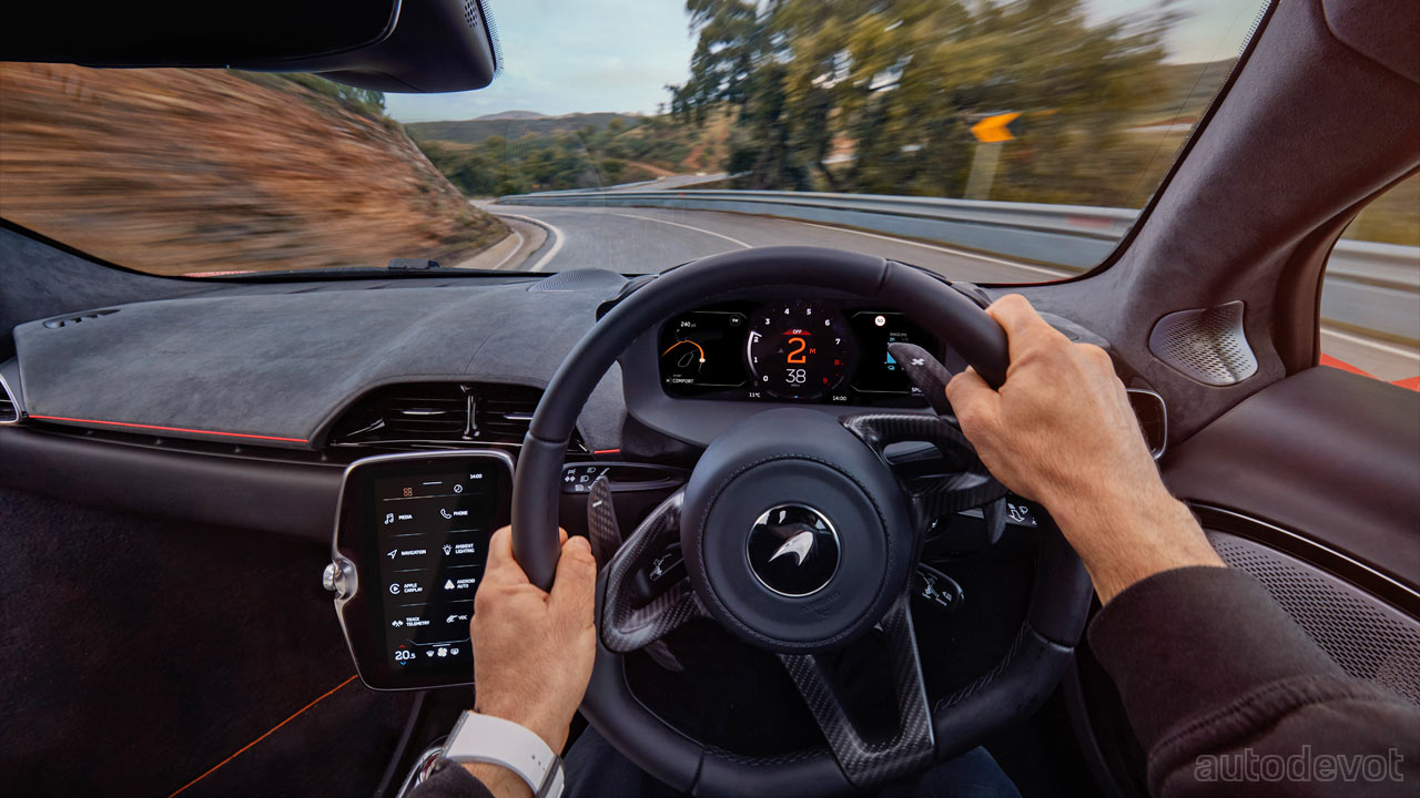 McLaren-Artura-interior-driving