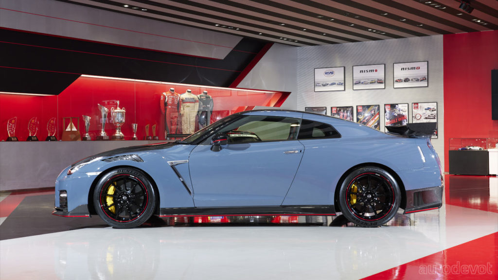 Nissan-GT-R-NISMO-Special-Edition_side