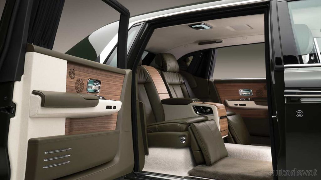 Rolls-Royce-Phantom-Oribe-by-Hermès_interior_rear_seats