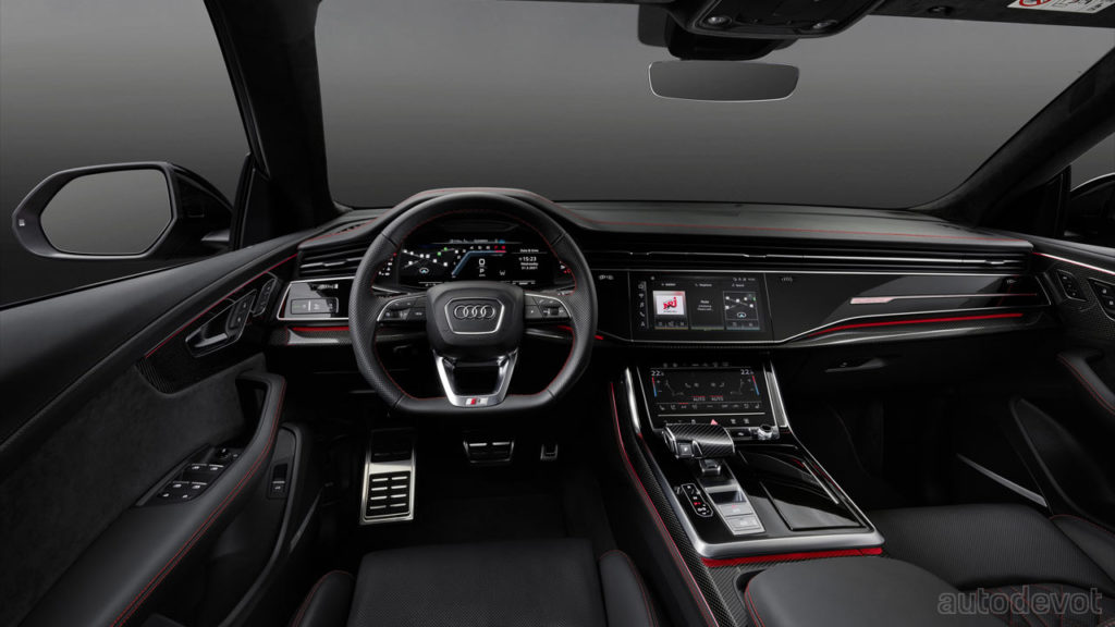 2022-Audi-Q8-competition-plus-interior