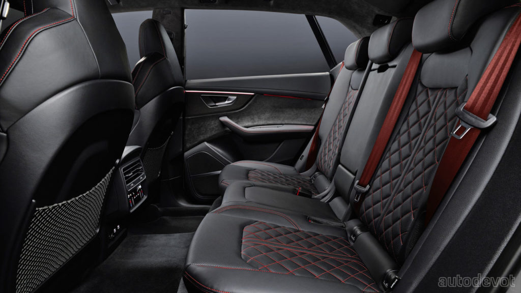 2022-Audi-Q8-competition-plus-interior_rear_seats