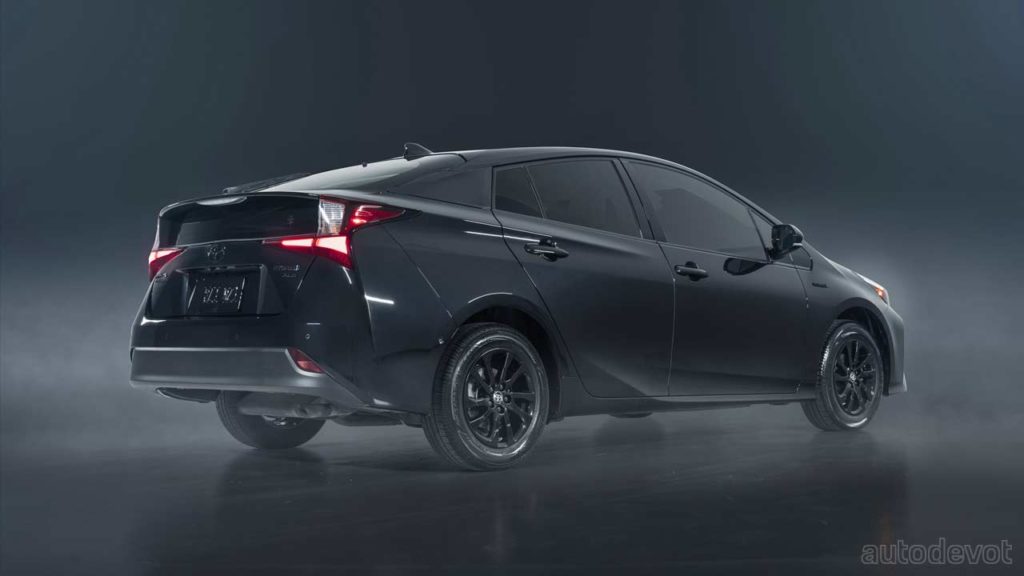 2022-Toyota-Prius-Nightshade-Edition_2