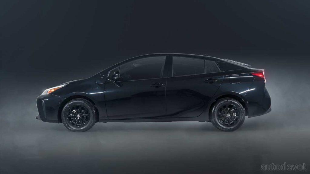 2022-Toyota-Prius-Nightshade-Edition_side