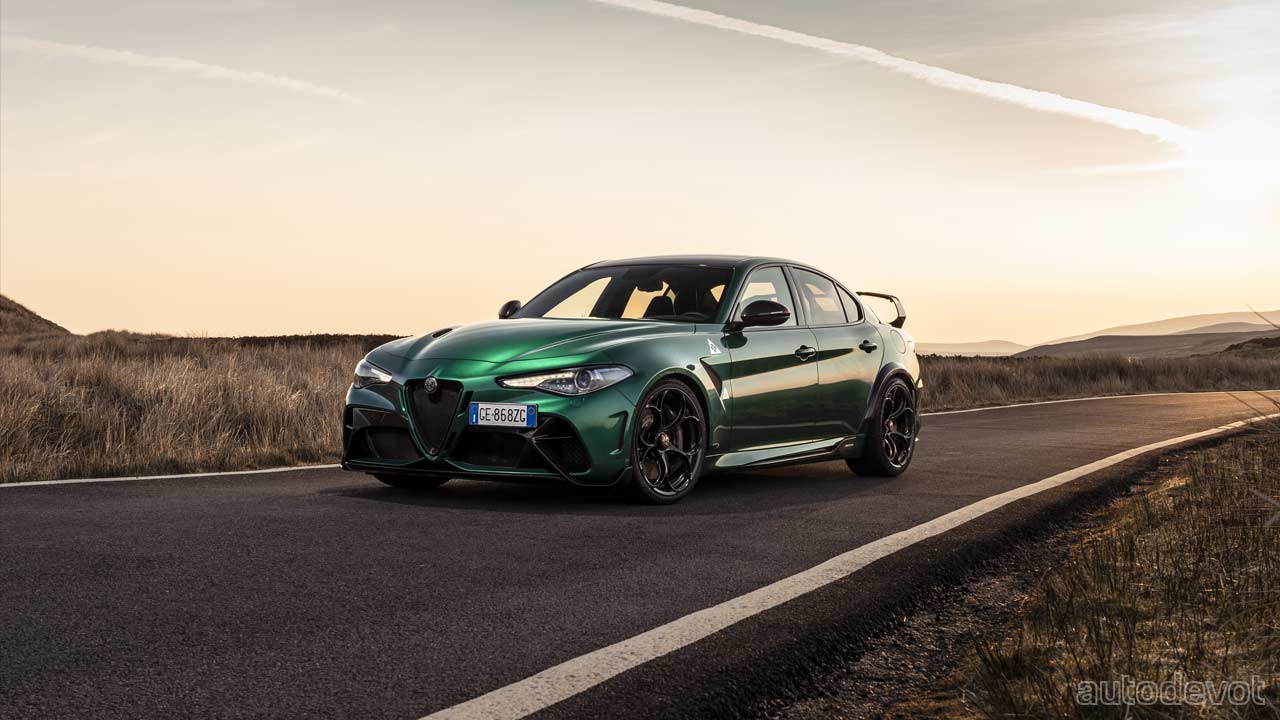 Alfa-Romeo-Giulia-GTAm_2