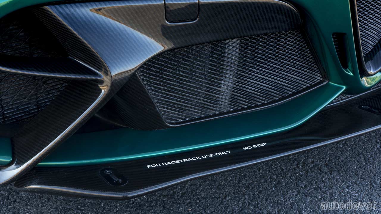 Alfa-Romeo-Giulia-GTAm_front_spoiler