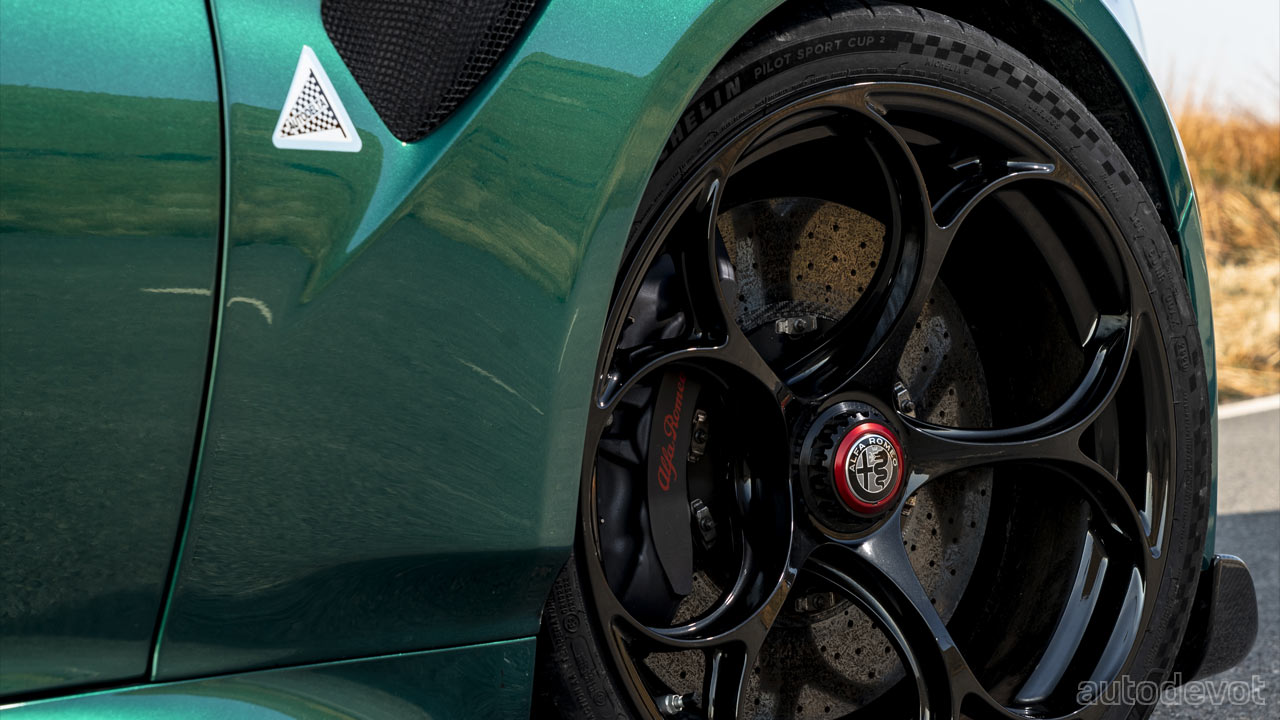 Alfa-Romeo-Giulia-GTAm_wheels