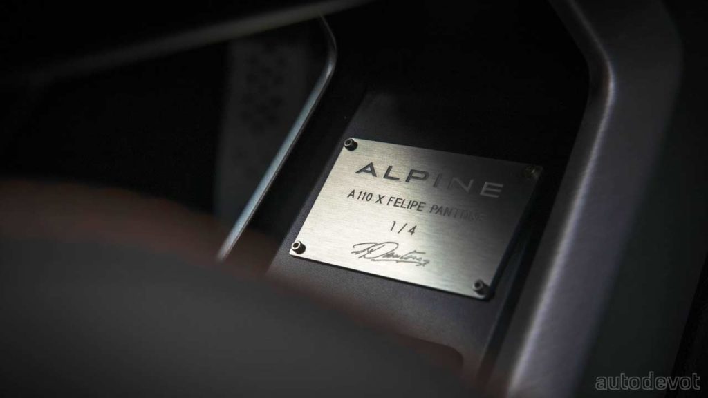 Alpine-A110-x-Felipe-Pantone_interior_centre_console