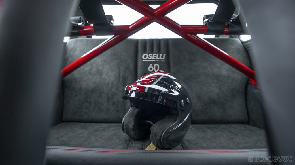 David-Brown-Mini-Oselli-Edition_interior_rear_seats_roll_cage_helmet