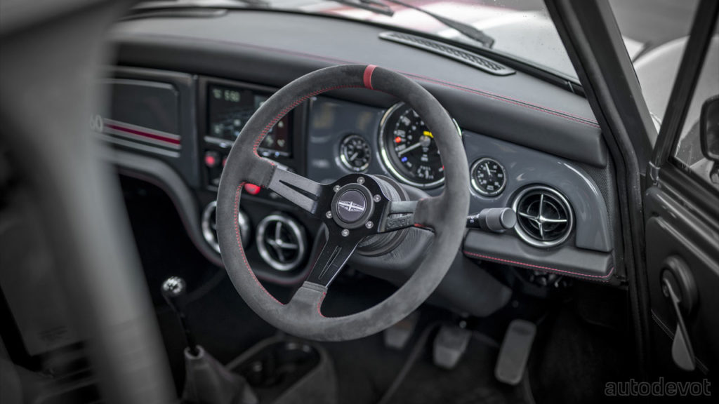 David-Brown-Mini-Oselli-Edition_interior_steering_wheel