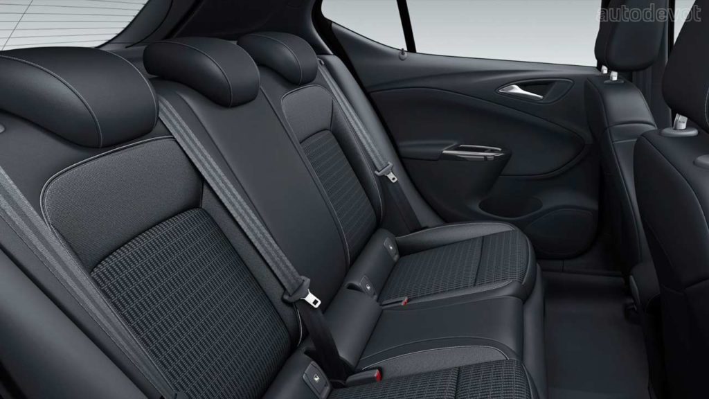Opel-Astra-Design-&-Tech-variant_interior_rear_seats