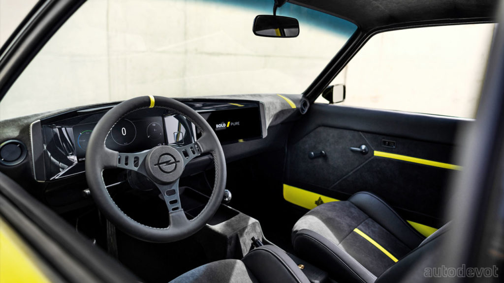 Opel-Manta-GSe-ElektroMOD_interior