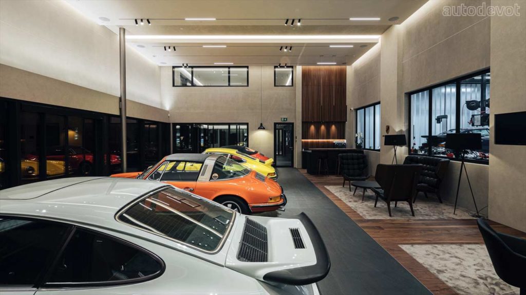 Porsche-Classic-Centre-opens-in-Geneva_4