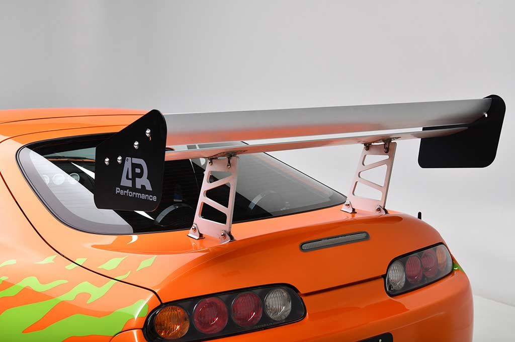 Toyota-Supra-driven-by-Paul-Walker-in-Fast-&-Furious-movie_rear_wing
