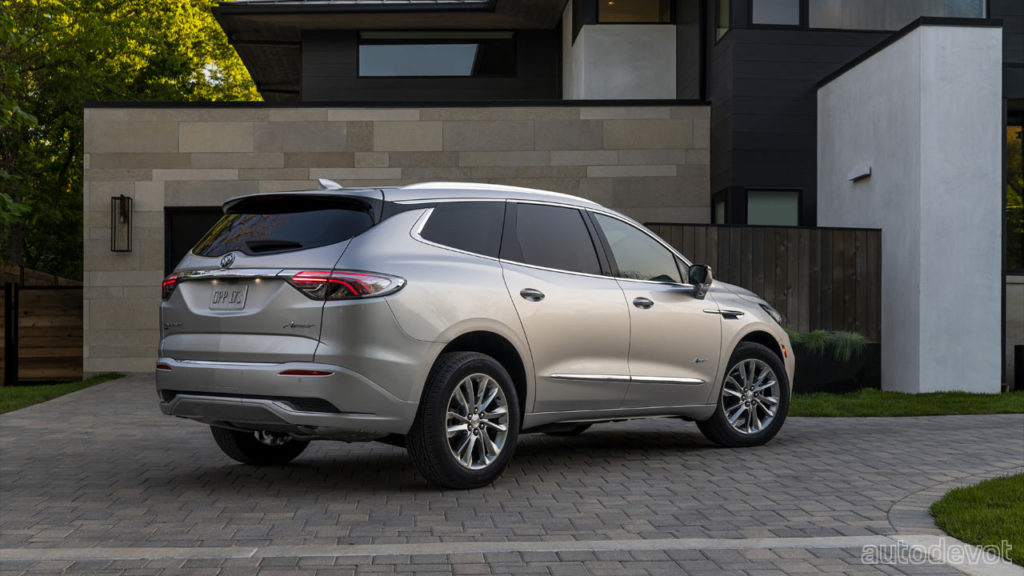 2022-Buick-Enclave-Avenir_4