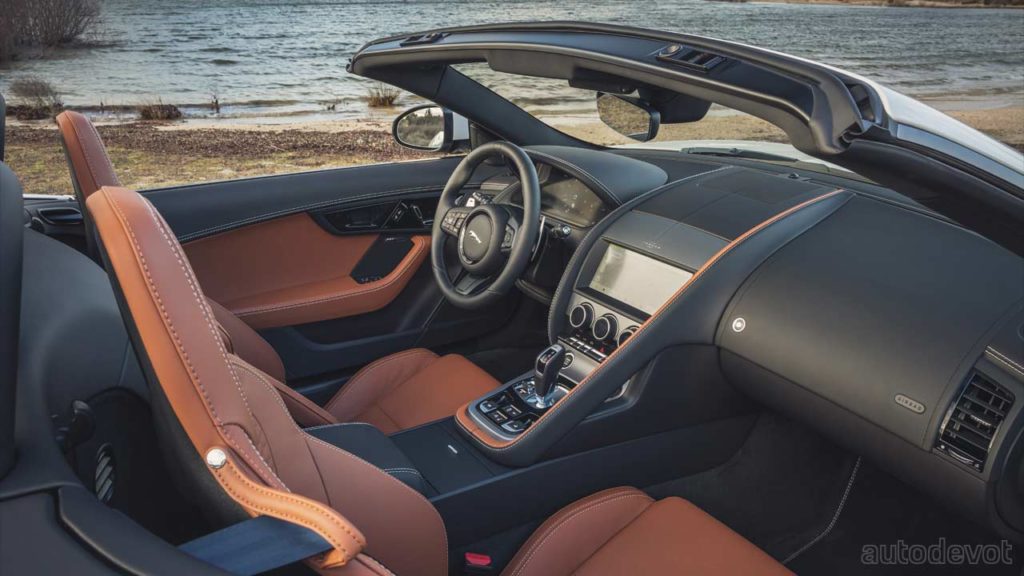 2022-Jaguar-F-Type-P450_interior