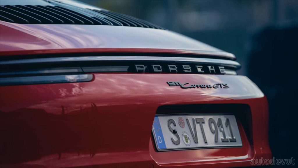 2022-Porsche-911-Carrera-GTS_3