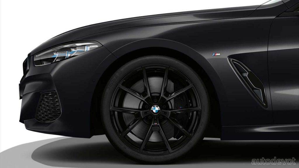 BMW-840i-Coupe-Frozen-Black-Edition_wheels