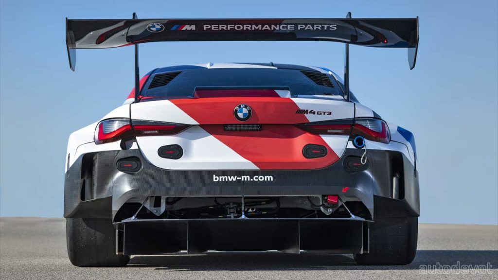 BMW-M4-GT3_rear