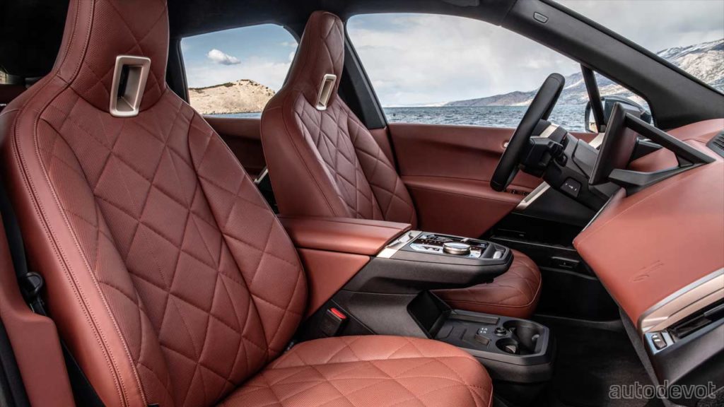 BMW-iX-xDrive50_production_version_interior_front_seats