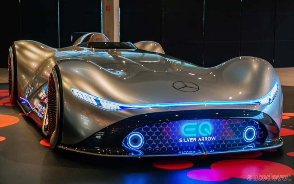 Future-mobility-special-exhibition-at-Mercedes-Benz-Museum-EQ-Silver-Arrow-concept_2