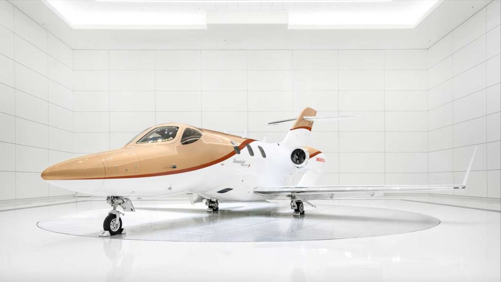 HondaJet-Elite-S-in-Luxe-Gold-paint
