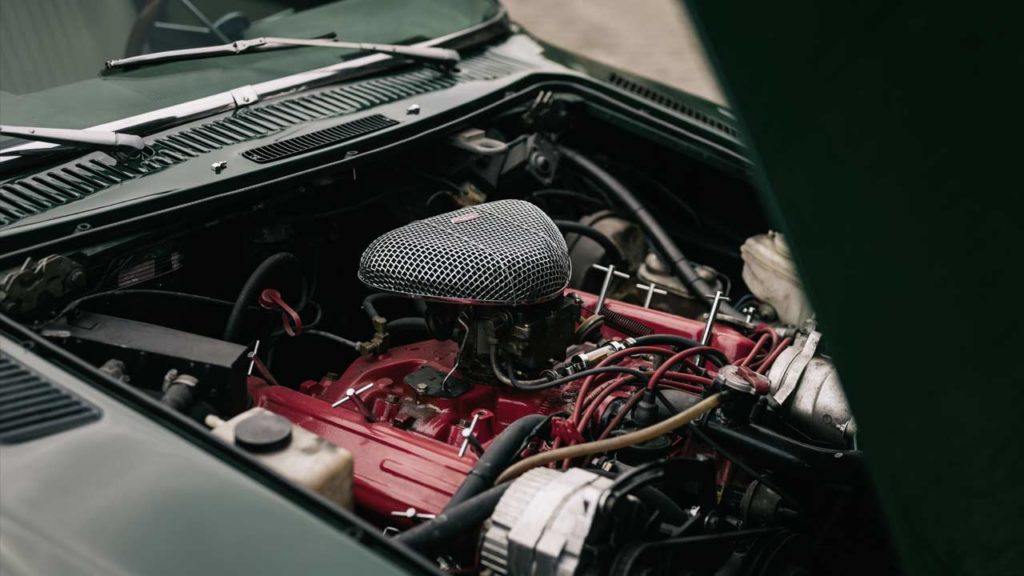 Jerrari-a-mashup-of-1969-Jeep-Grand-Wagoneer-and-Ferrari-365-GT_engeine