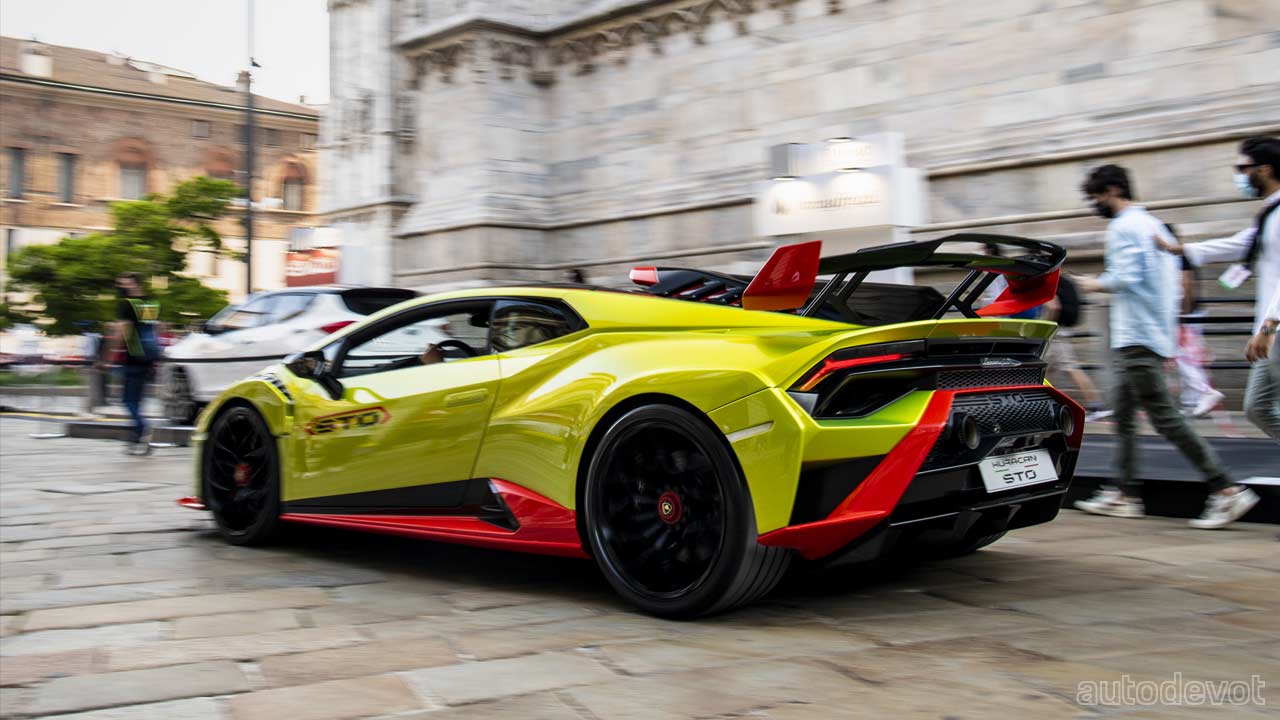Lamborghini-Huracan-STO-at-the-Milan-Monza-Motor-Show_5