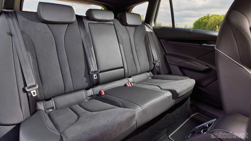 Skoda-Enyaq-Sportline-iV_interior_rear_seats