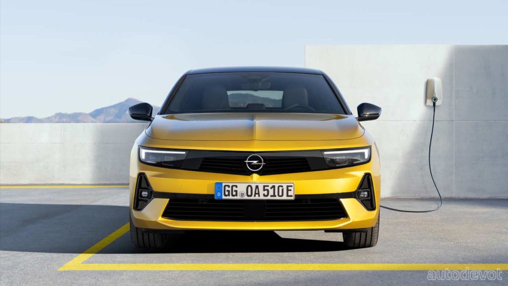 2022-6th-gen-Opel-Astra_front