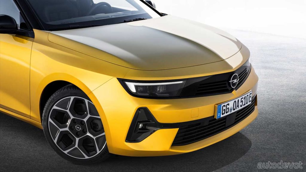 2022-6th-gen-Opel-Astra_headlights_wheels