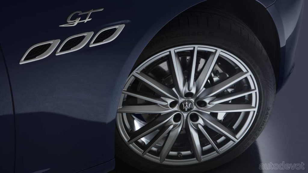 2022-Maserati-Quattroporte-GT_2