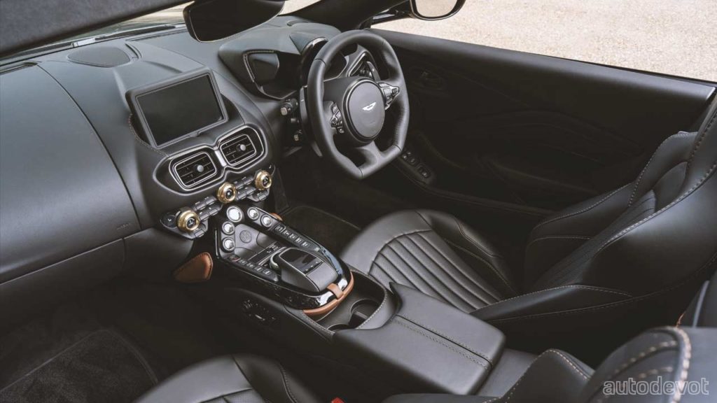 Aston-Martin-Vantage-Roadster-A3-Edition_interior