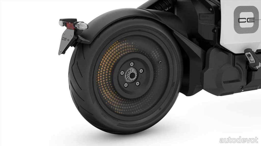 BMW-CE-04-production-version_rear_wheels