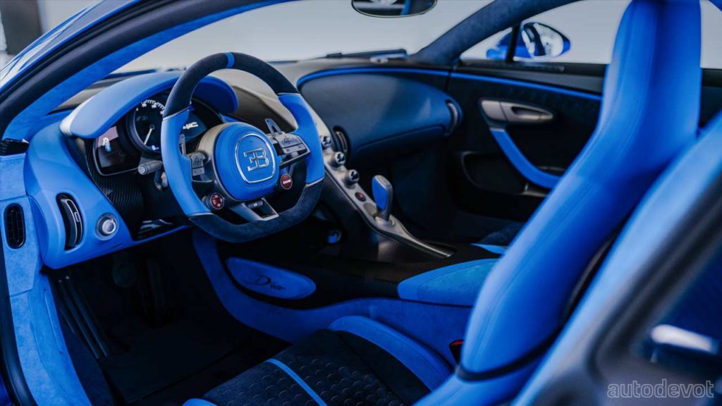 Bugatti-Divo-final-model_interior